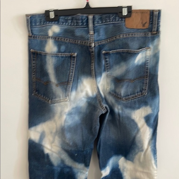 American Eagle Blue Bootcut Tie-Dye Jeans bleached - Picture 5 of 8